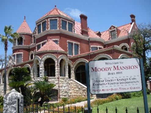 moody-mansion